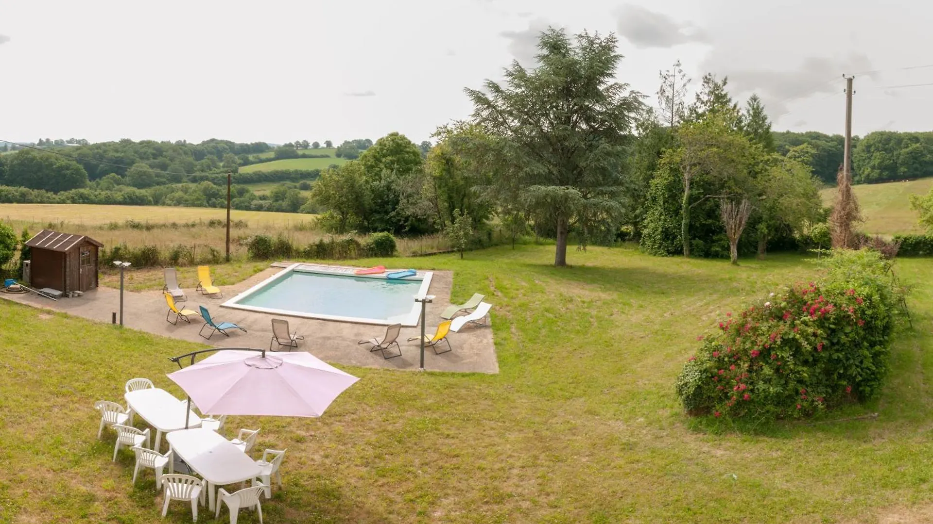Maison De Maitre De 1789 Renovee Avec Piscine Roannes-Saint-Mary France